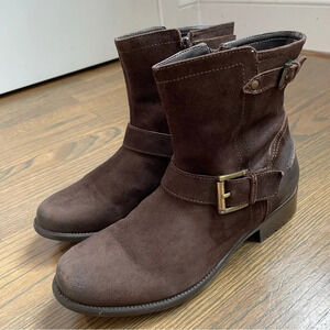 Clarks Plaza Float Ankle Boot Womens 8.5M Suede Ankle Boots Distressed Buckle